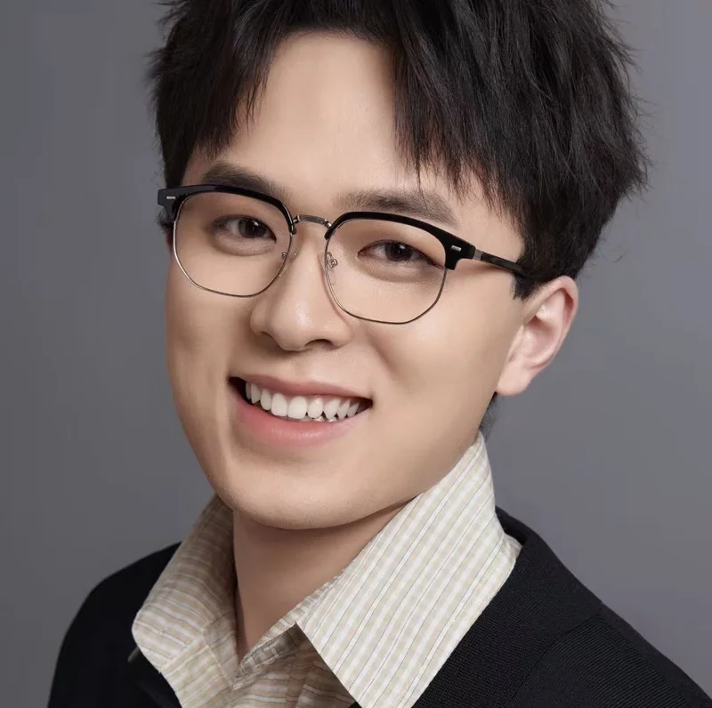 Yifan Liu