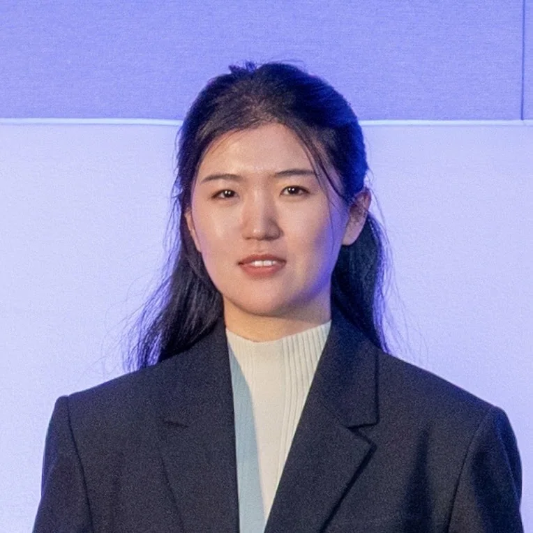 Yizhuo Wu